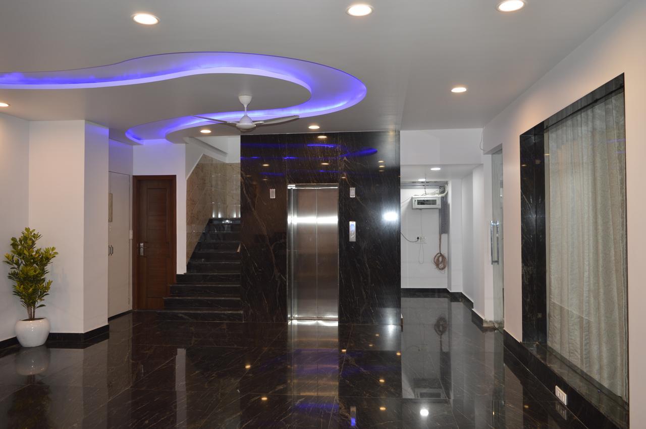 Hotel Taru Inn Ghaziabad Exteriör bild