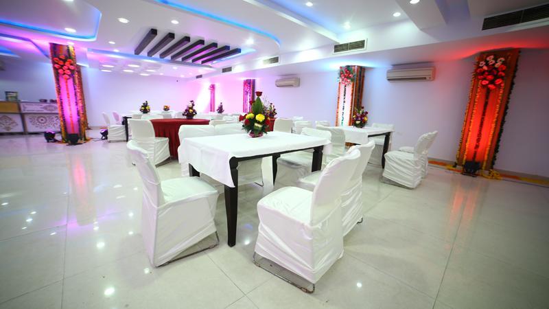 Hotel Taru Inn Ghaziabad Exteriör bild