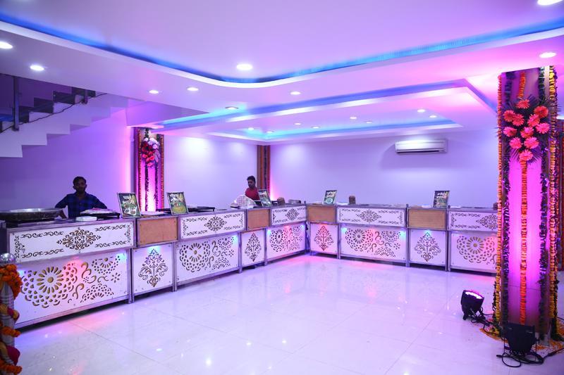 Hotel Taru Inn Ghaziabad Exteriör bild